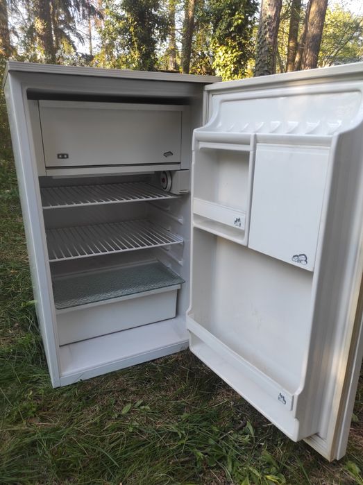 Lodówka polar 136 PRL sprawna