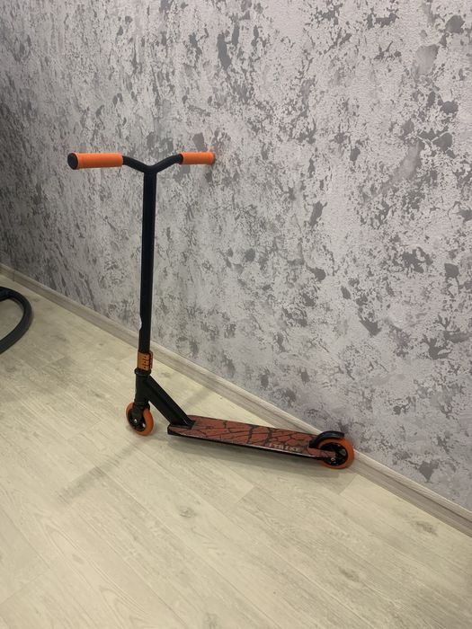 Продам детский самокат