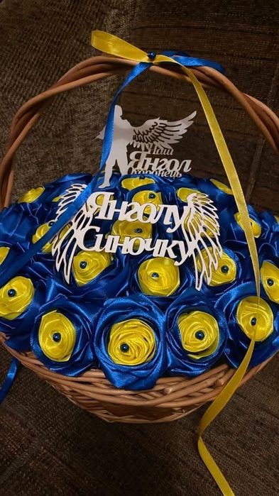 Букет з атласних стрічок