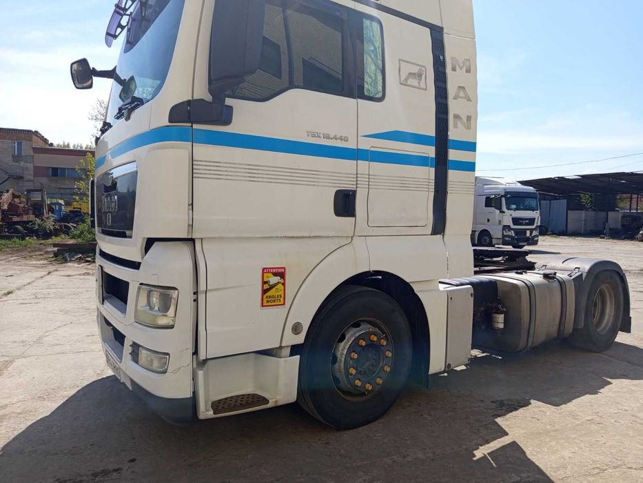 Сідловий тягач MAN TGX 18.440