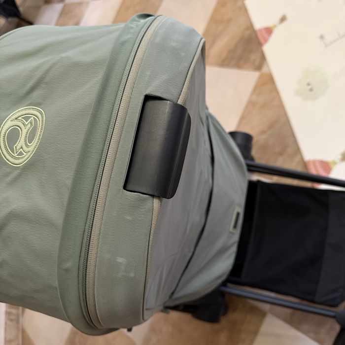 Cybex Priam Leaf Green прогулянкова коляска