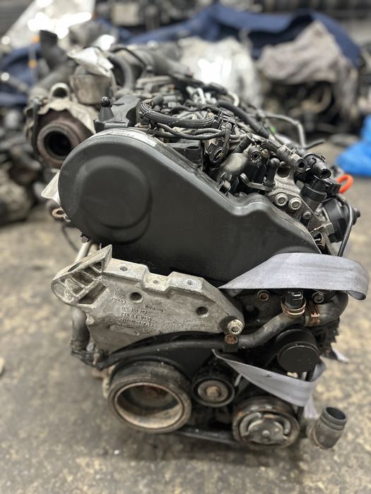 Двигун двигатель 2.0 CFH шкода фольксваген