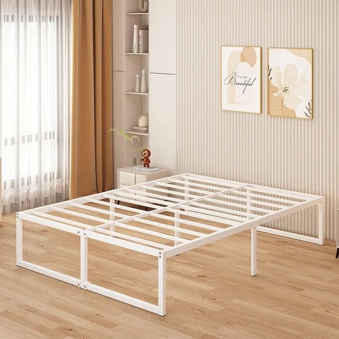 Estrutura de cama de casal em metal