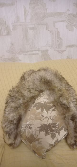 Комірець. Натуральне хутро.