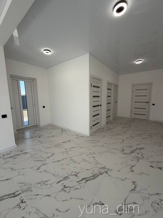 Американка з ремонтом|105,8 м2| м. Дубно