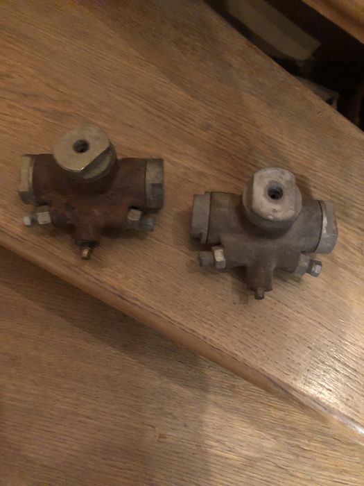 Розділювач гальмів