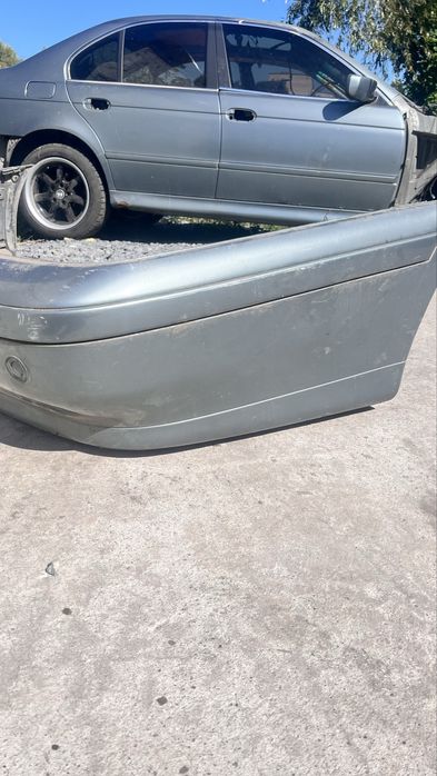 Бампер задній е39 рест