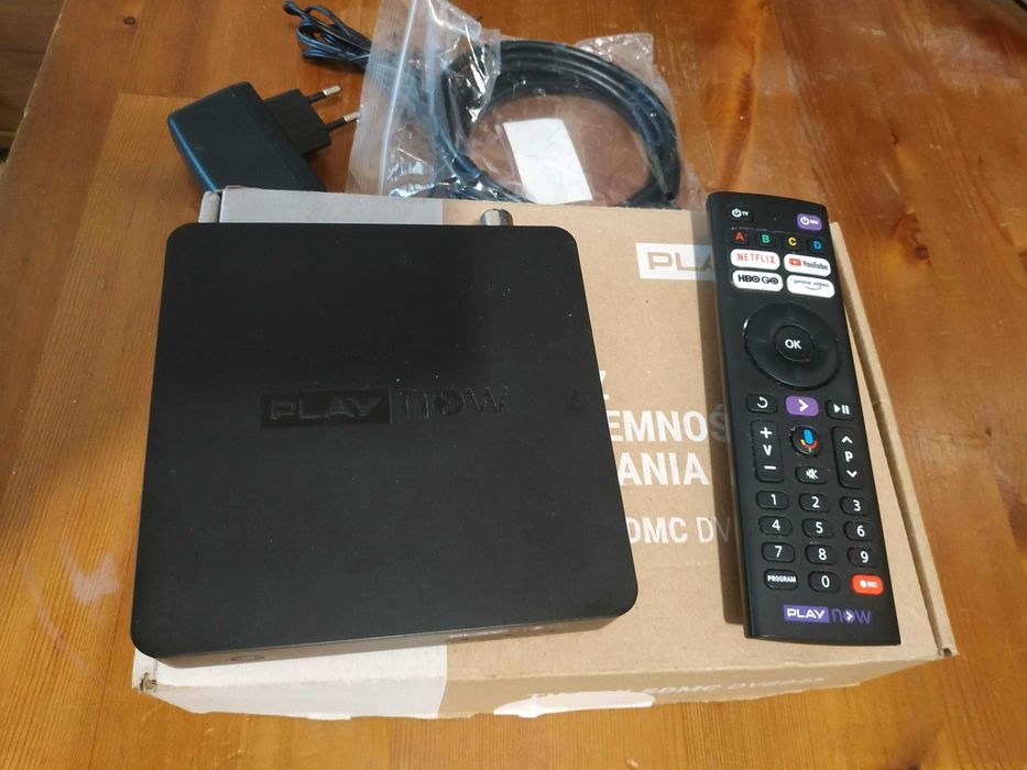 Smart box Tv Android WIFI Netflix YouTube Dvbt2 Hevc 2w1 Unikat.