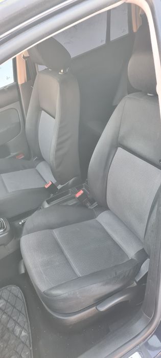 В продажі Golf 4 1.9 TDI. У відмінному техні,ному стані.