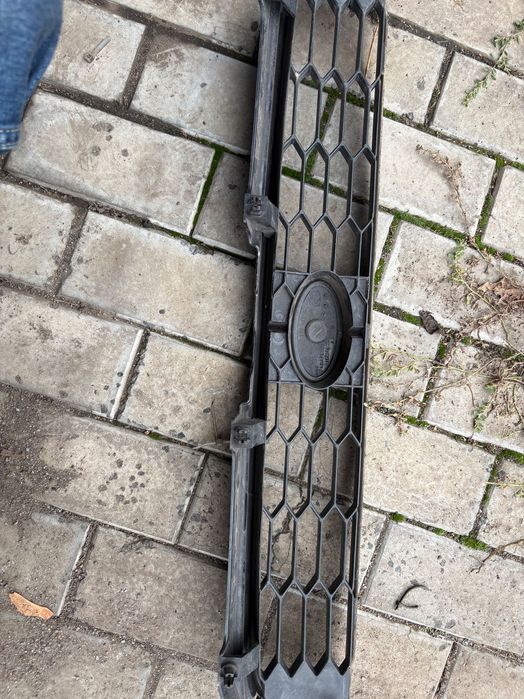 Решетка радиатора Subaru Impreza