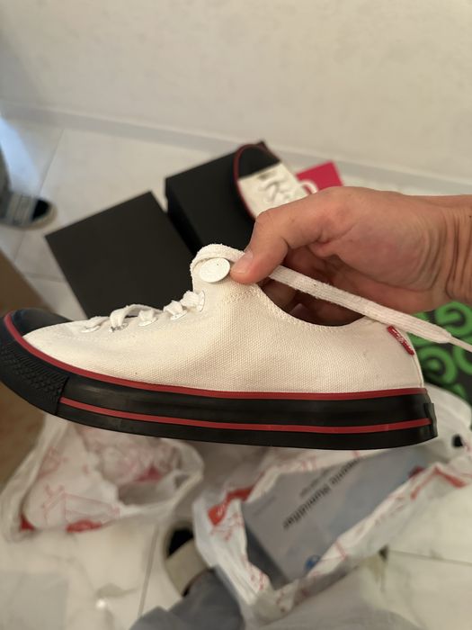 Продаю оригінальні кеди від levi's