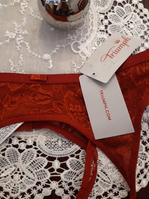 Pas do pończoch z Trumpha Amourette Charm