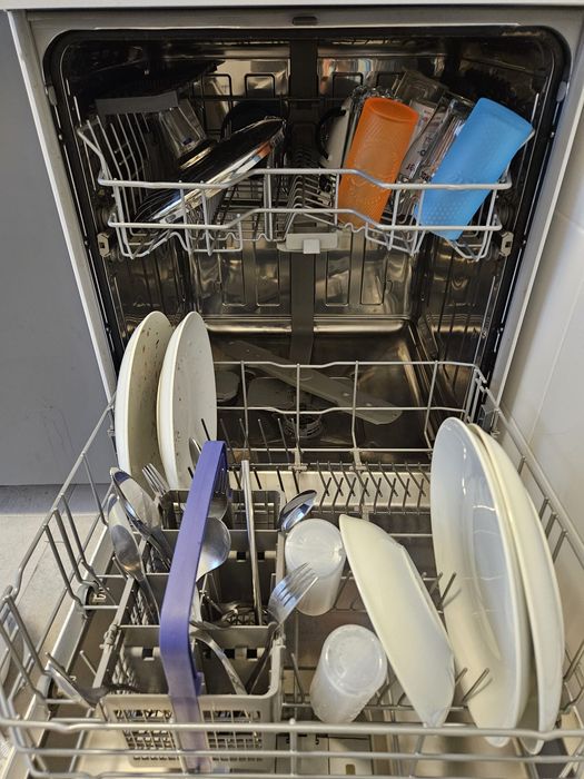 Máquina de lavar a louça beko