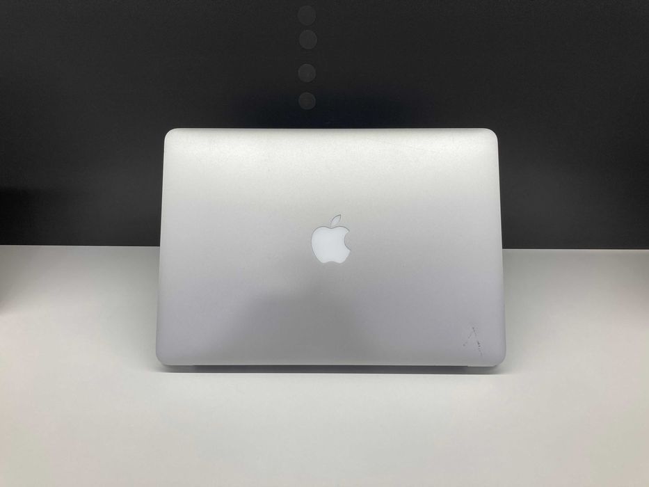 MacBook Air 13 2015 i6 4GB | 256GB • 84732