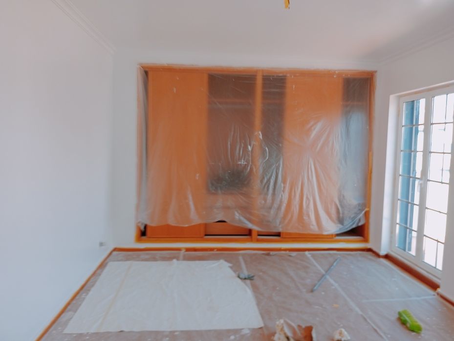 Pintor  profissional   faz se orçamentos avaliação reparação  interior exterior obras  de raiz  particular