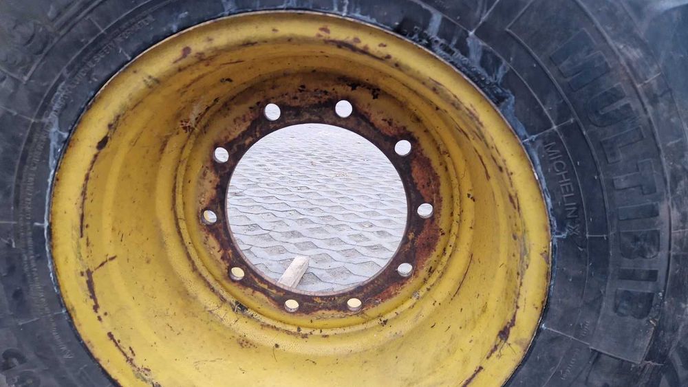 koło 440/65r20 320/65r20 Michelin Bieżnik 99%