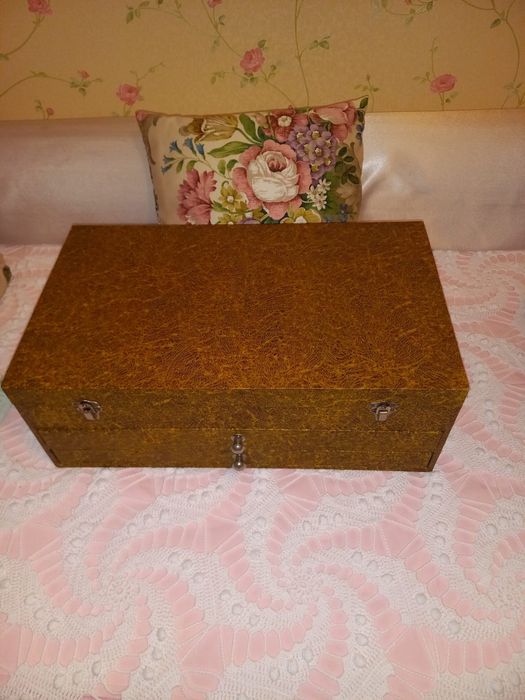 Faqueiro para 12 pessoas