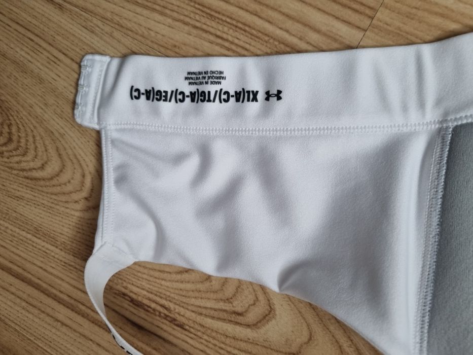 Biustonosz sportowy Under armour XL 42 C