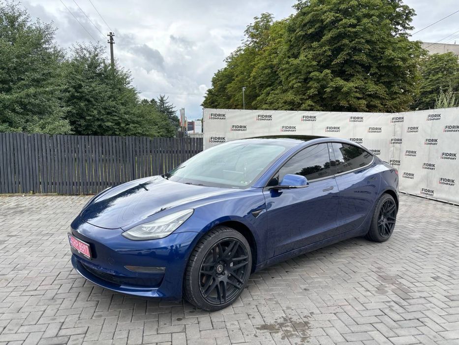 Tesla Model 3 standart
