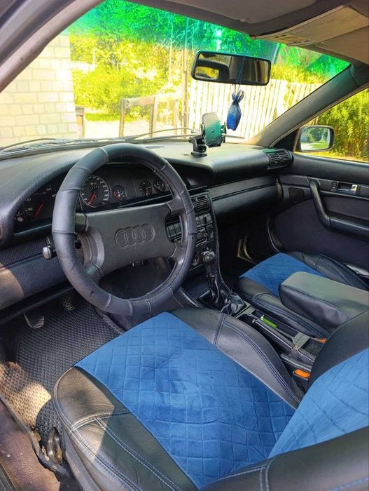Продам Audi 100 C4