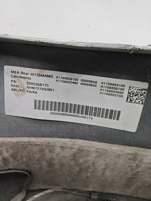 Mercedes A W176 AMG ZderzakTył Tylni PDC