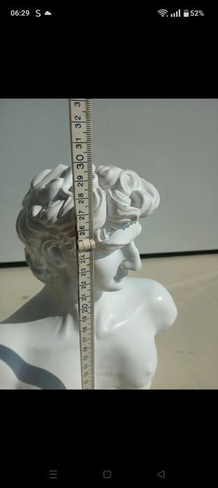 Busto em resina  30 cm