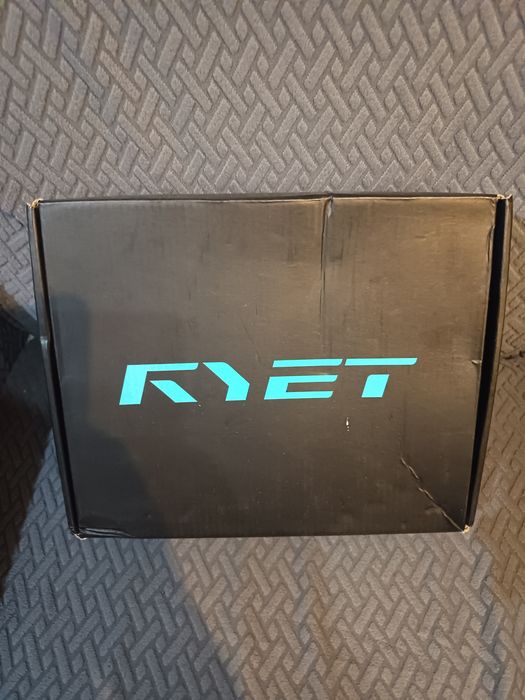 Selim ultraleve RYET Ultimate Carbon