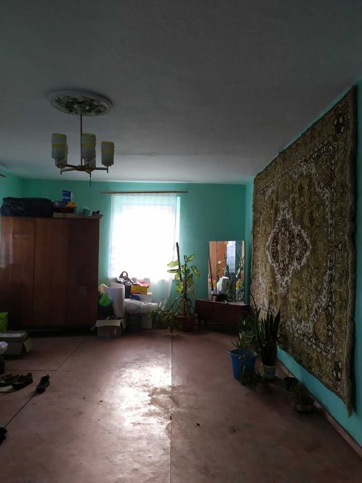 Продам будинок з гарним краєвидом на річку