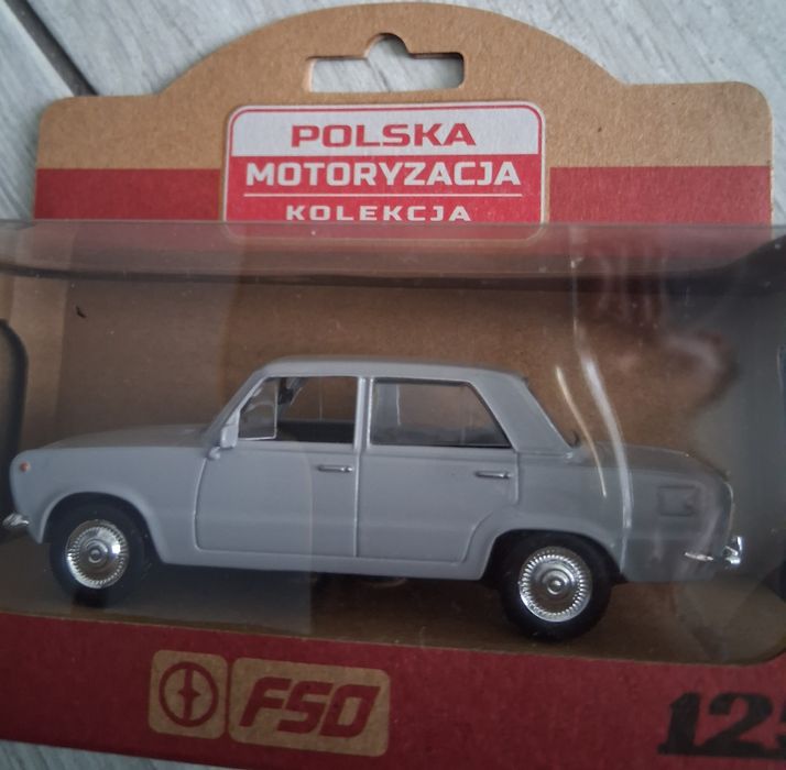 Fiat 125p model 1:43 Nowy Polska Motoryzacja Kolekcja FSO