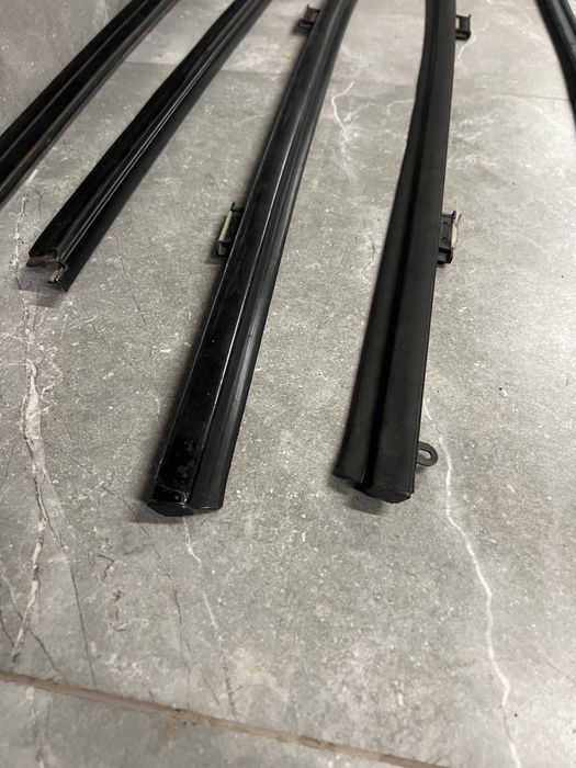 mitsubishi eclipse g2 1995 Уплотнители молдинги фетры на двери  капота