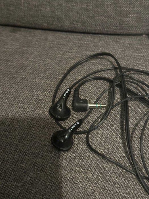 Sony Walkman D-E353 СD-плеер (винтаж)