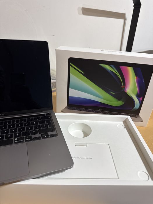 MacBook Pro 13” M1 2020 | 8GB RAM | 512GB SSD | Como Novo | Caixa Original