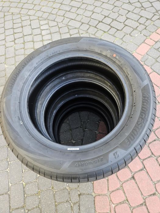 Bridgestone Turanza 6 215/60 R17 96H