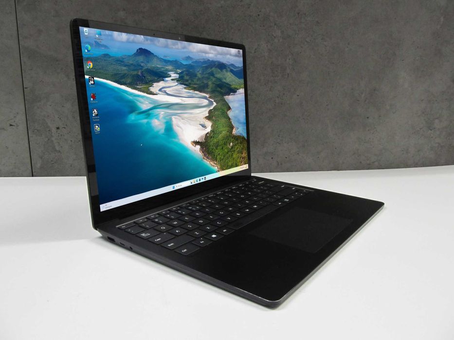 Microsoft Surface 13,5" Laptop 4 i7 11-Gen 16GB 256SSD Dotyk 2256x1504