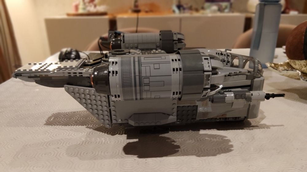 Lego 75292 The Razor Crest Mandalorian