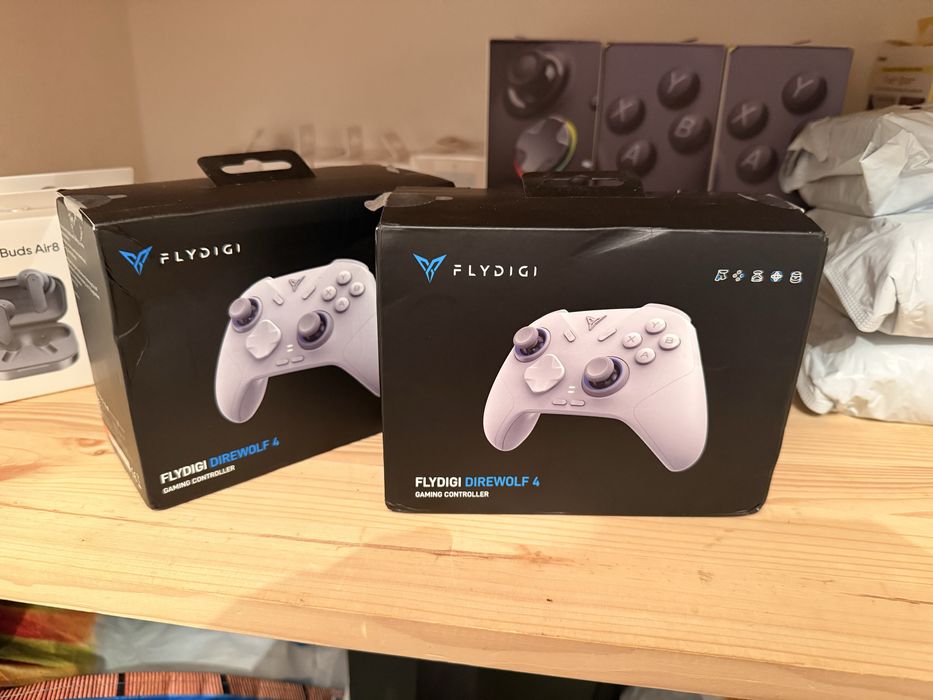 Геймпад Flydigi Direwolf 4 Gamepad (white)