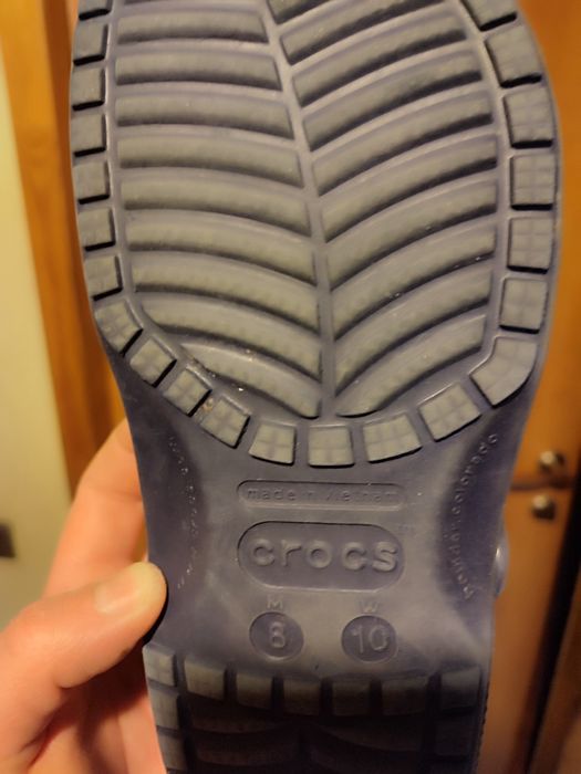 Продам Crocs в очень хорошем состоянии