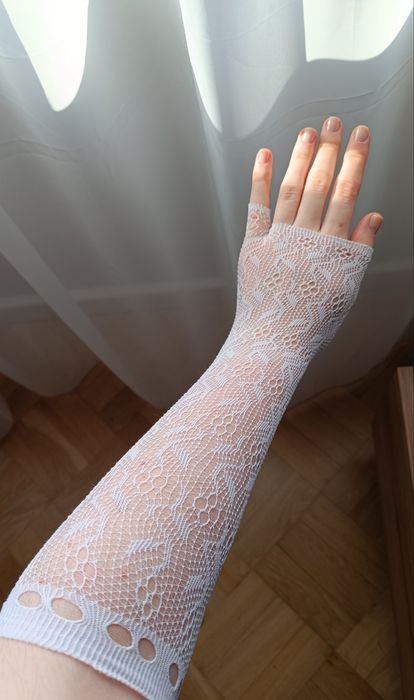 Białe rękawiczki koronkowe, absolutnie nowe