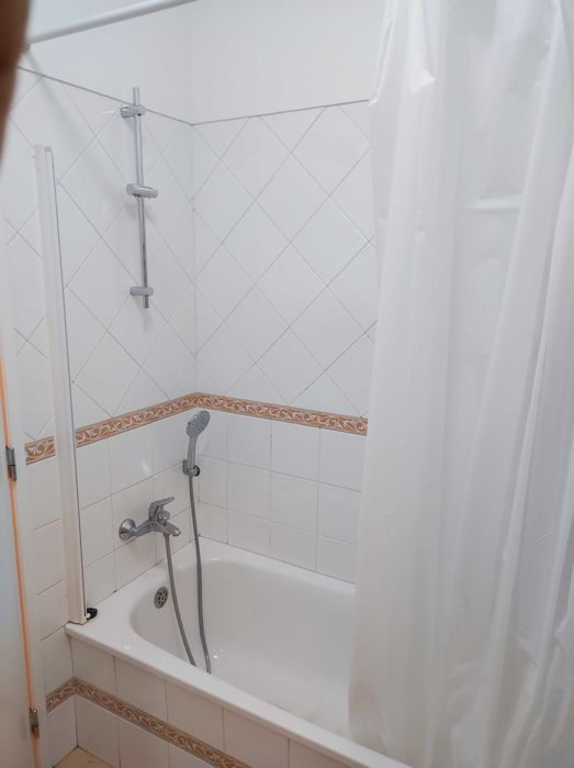 Quarto para casal com todas despesas incluidas na Amadora