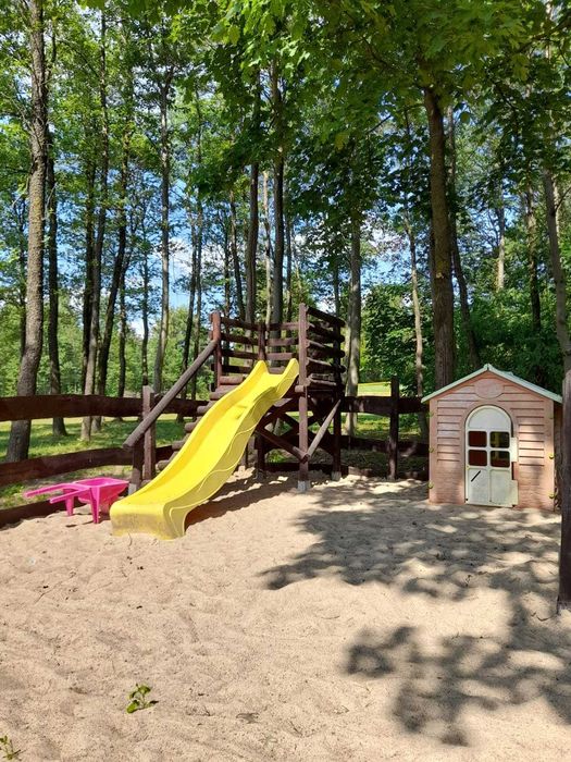 Domek letniskowy nad Jez. Dadaj z prywatną plażą.