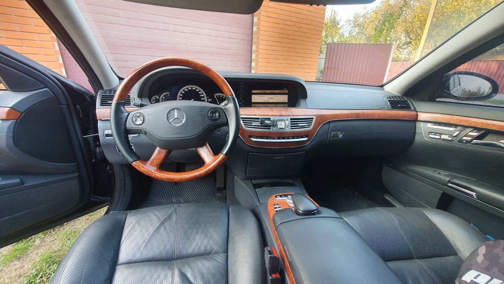 Продам мерседес S500 221