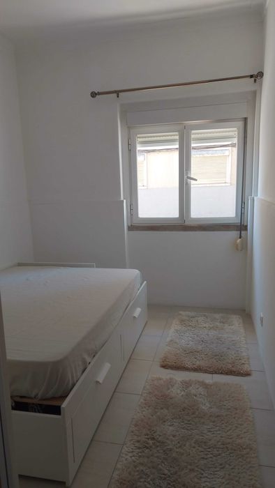 Apartamento T1 na Cova da Piedade com Excelente Localização.