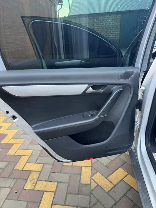 Продам пасат B7 алтрек