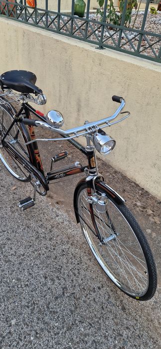 Bicicleta pasteleira YeYe - Com mais de 60 anos restaurada