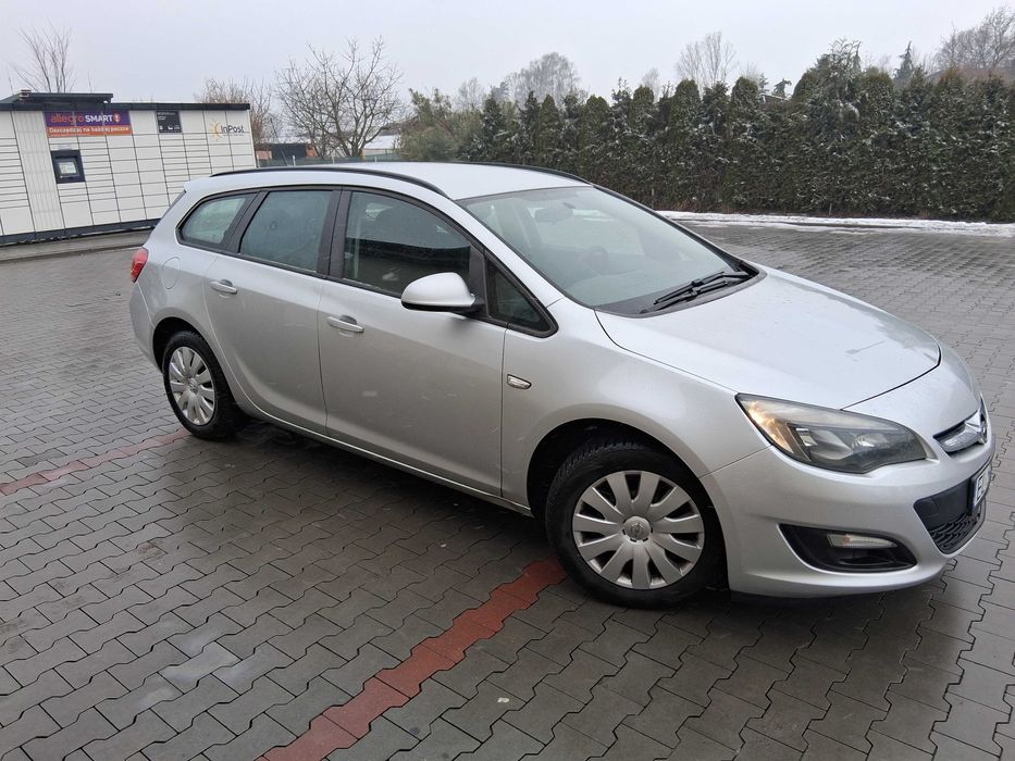 Opel Astra J 2014 benzyna +LPG