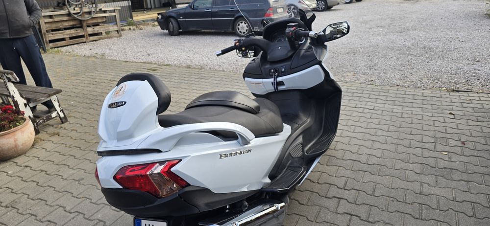 Suzuki Burgman 650