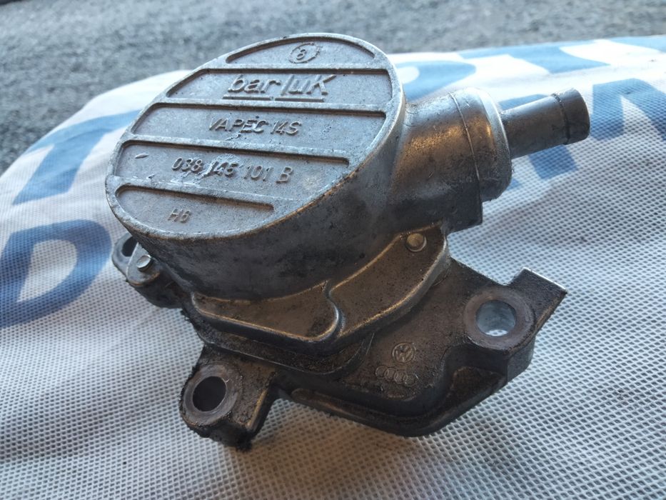 Вакуумний насос Vw Golf 4 Vw Bora Skoda Tour Audi A3 Seat Toledo 1.9 t