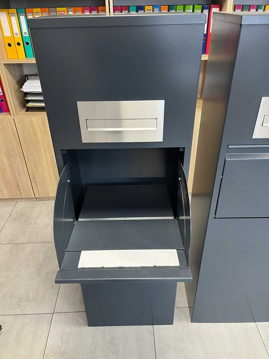 Brama wjazdowa Słupek Multimedialny Ogrodzeniowy Multibox na paczki