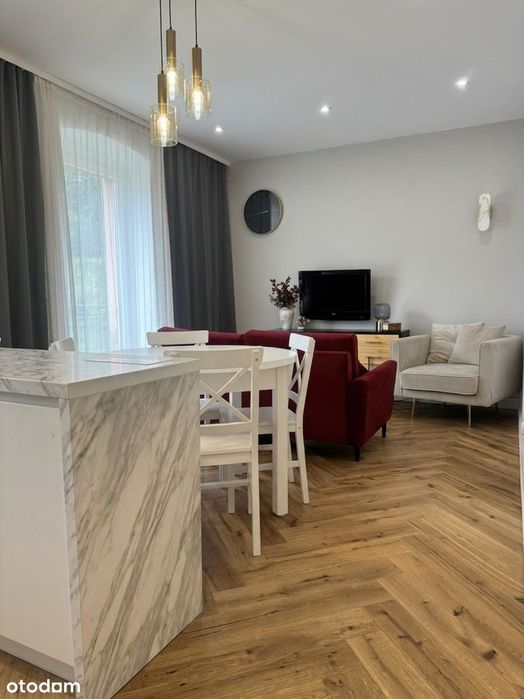 64 m² | 3 pokoje | po remoncie | 1 piętro | Podgórze