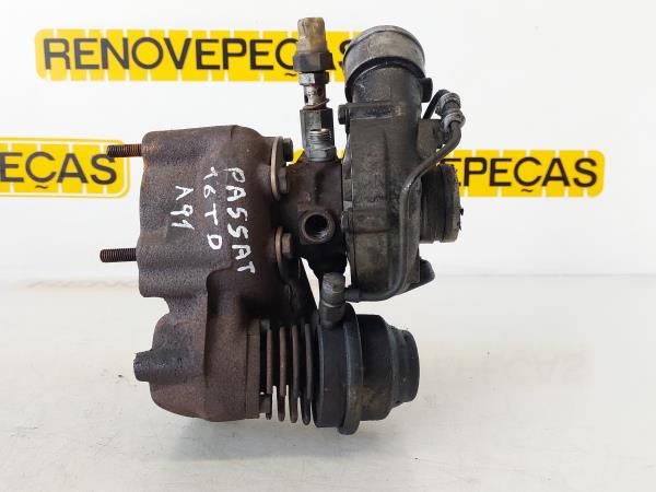Turbo / compressor VOLKSWAGEN Passat (3A2, 35I)